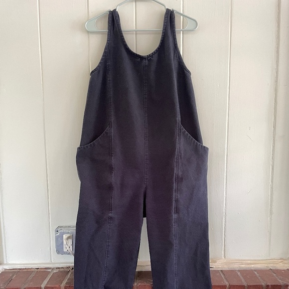 Elizabeth Suzann Clyde jumpsuit in navy S-R - Picture 1 of 5